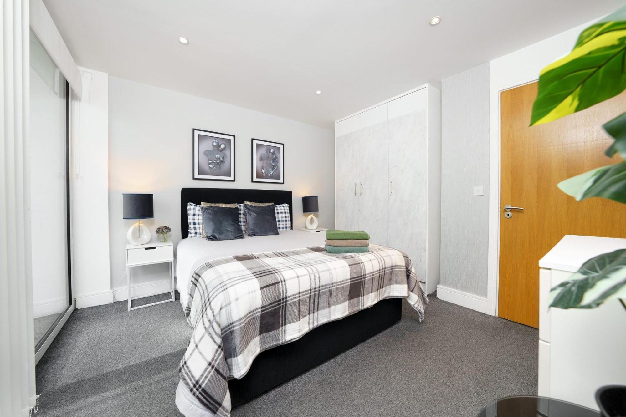 Ferienwohnung Cobalt Point 2 London Exterior foto