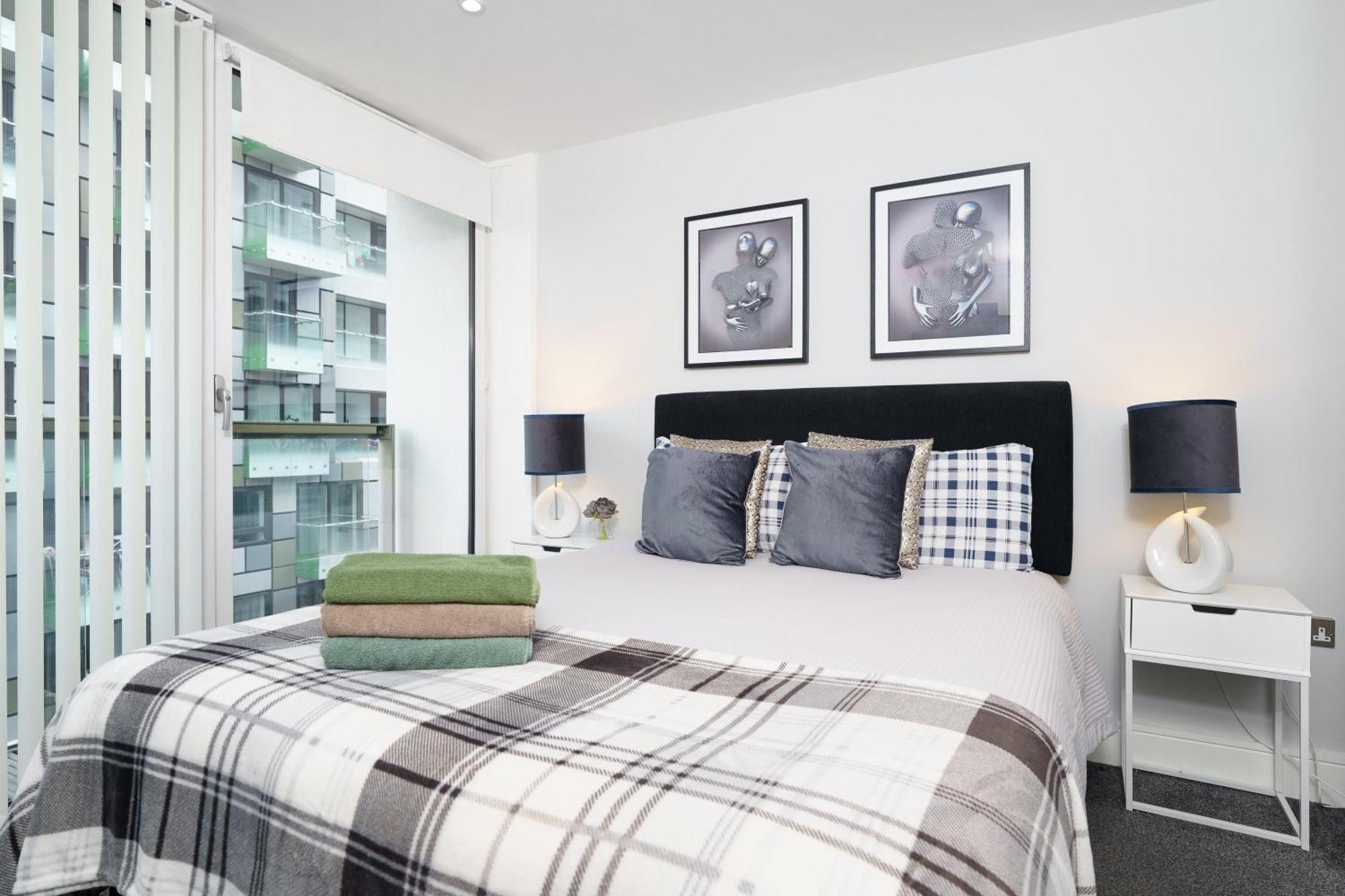 Ferienwohnung Cobalt Point 2 London Exterior foto